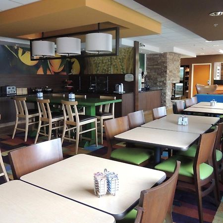 Southport Fairfield Inn Indianapolis South מראה חיצוני תמונה
