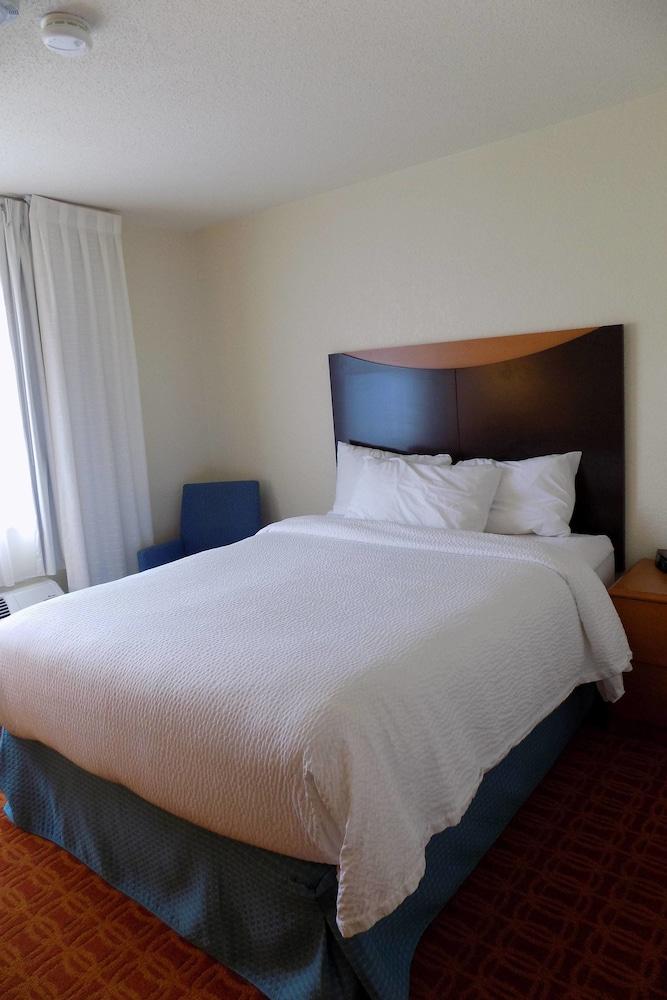 Southport Fairfield Inn Indianapolis South מראה חיצוני תמונה